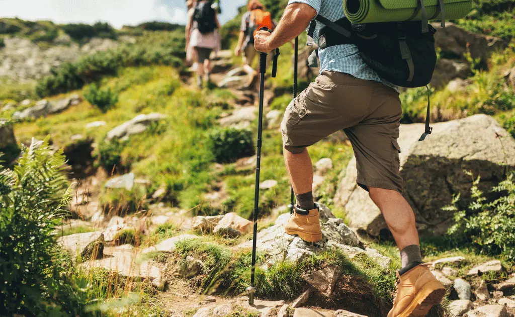 how to pack a trekking backpack