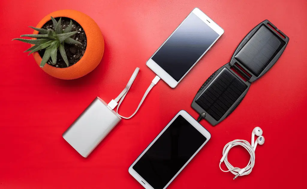 mini travel essentials list