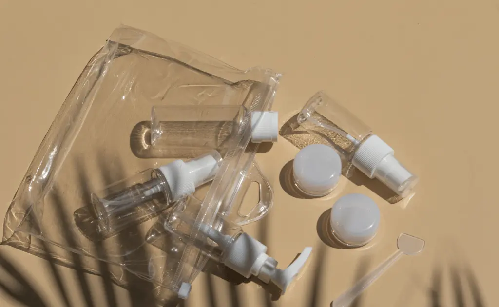 business travel accessories for men